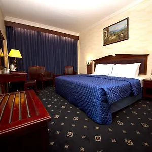 2* Hotel Mount Royal